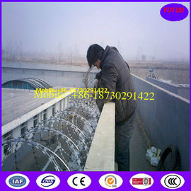 Factory Hot Dipped Galvanized Razor Barbed Wire with good price