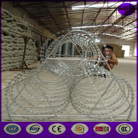 Strong raozr barbed wire with  low price hot sales export to saudi .