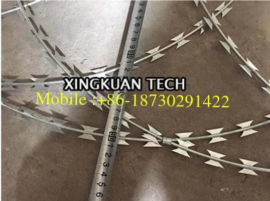 20cm space Flat Wrap Razor Wire 900mm Coil Diameter for fence