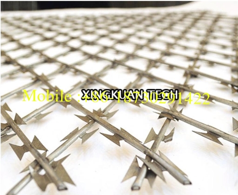 Welded Razor Wire Mesh Fencing 0.45mm Blade thickness 2.5mm Core wire diameter