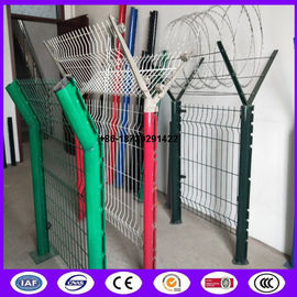 3m Peach Shape  pole along with Triangle Bending Panel from China as fence application