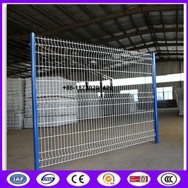 Peach Shape tube post with Triangle Bending Panel from China as fence application