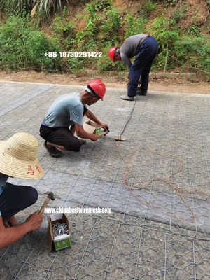 Reinforced Hexagonal road Mesh with transverse rod  to Strengthen the Road