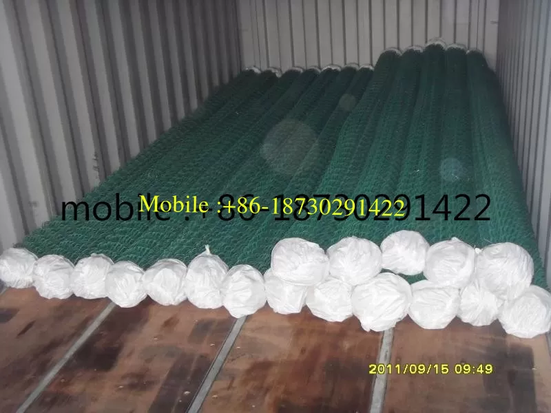 PVC Diamond Chain Link Fence , Privacy Weave Chain Link Fabric Fence