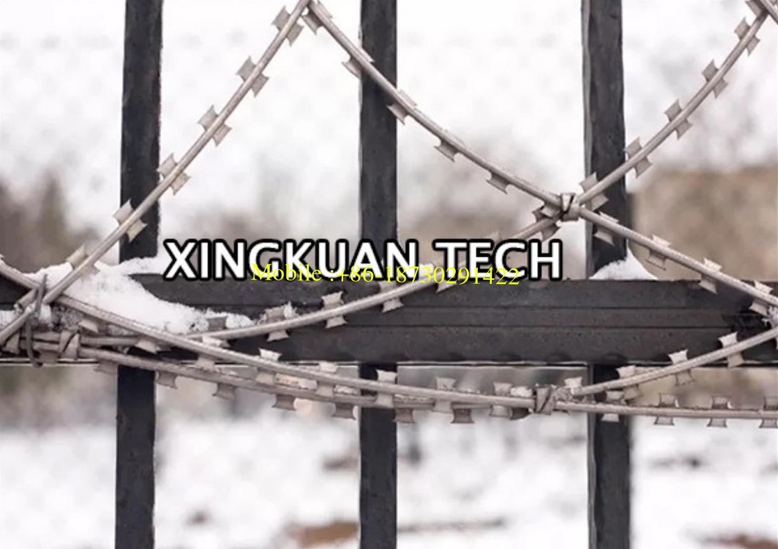 BTO-10 hot dipped gal flat wrap razor wire in panel used on fence top