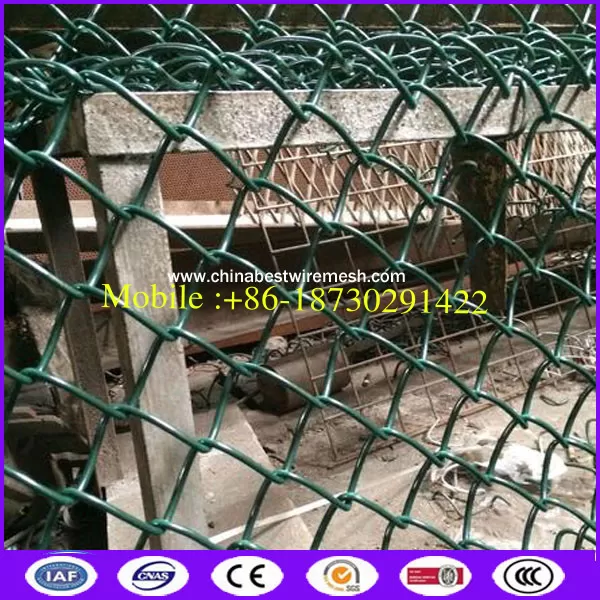 PVC Coated 80x80 opening chain link fence post spacing for architecture in Green color