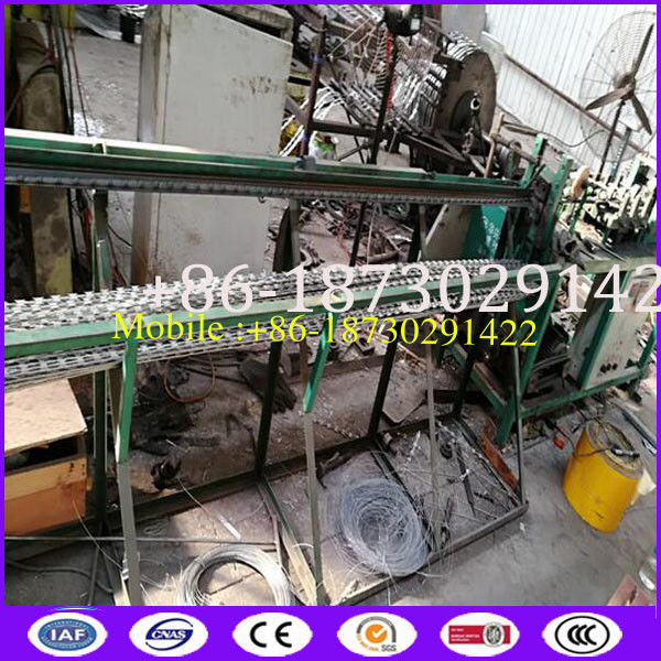 1-6 Meter Long Straight Line Concertina Razor Babred Wire Used In Electricity Fence